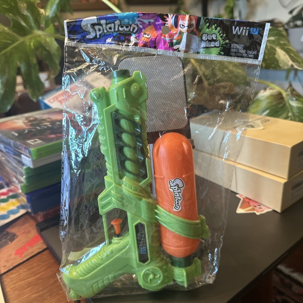 Splatoon Water Gun Wii U Branded Version Nintendo Green Orange NEW